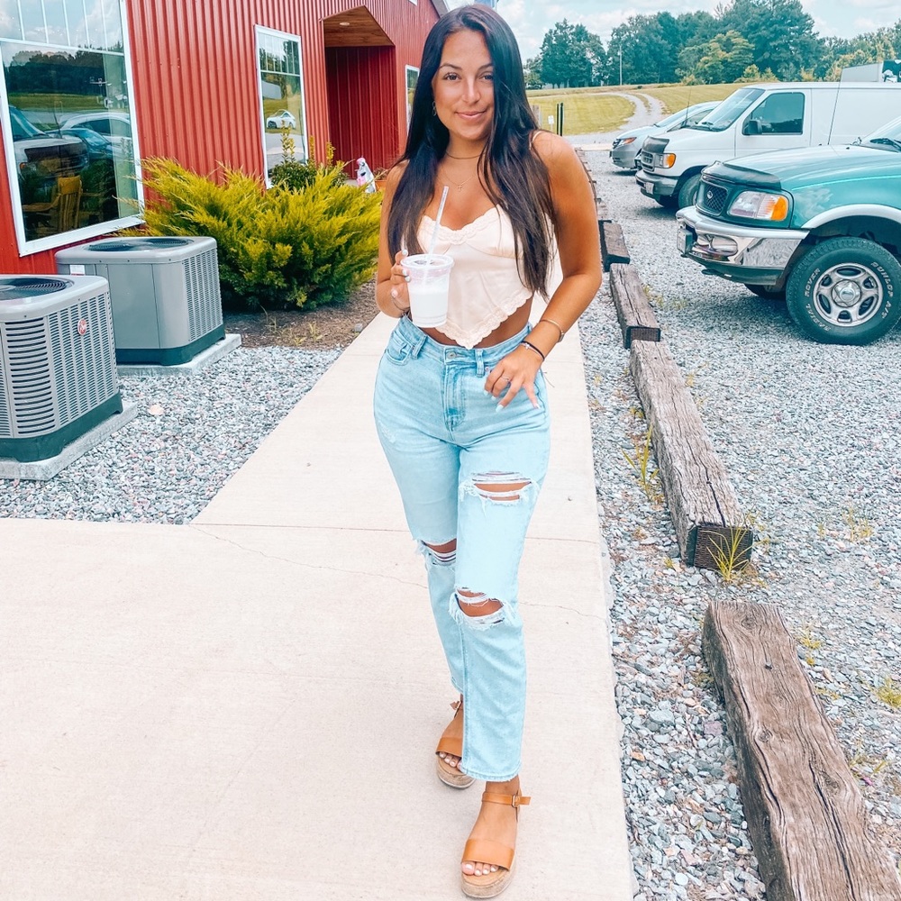 Meet your Posher, Giselle